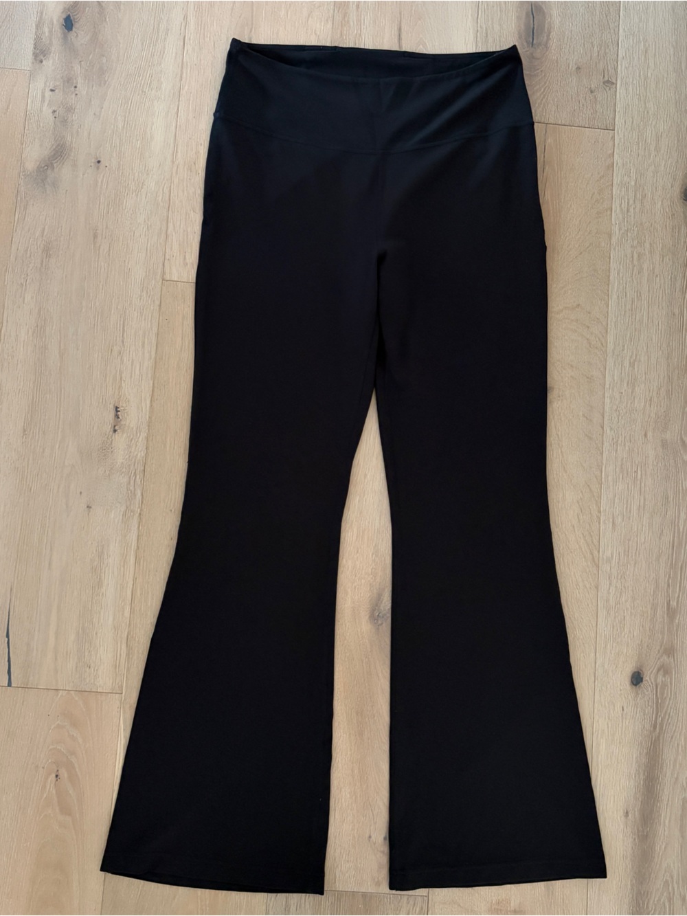 Lululemon Groove Nulu Super High Rise Flared Black Yoga Pants Women's Sz 14*D30 - Picture 3 of 5